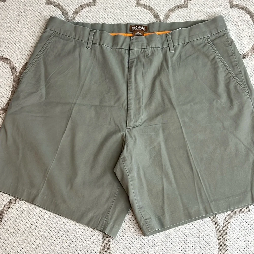 Michael Michael Kors cotton flat front chino 8” inseam shorts